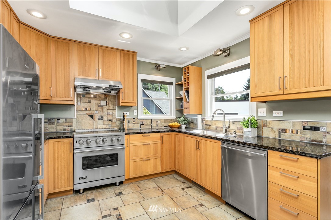 1345 North 78th Street Seattle, WA 98103 - Photo 7 of 29 Gallery Image 7