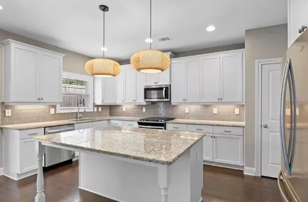 $3,290 | 1063 Johnson Grove, Atlanta, GA 30318