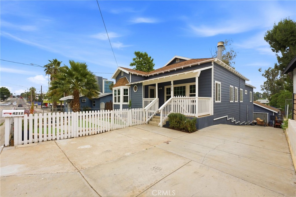 4212 14th Street Riverside, CA 92501 - Photo 3 of 57