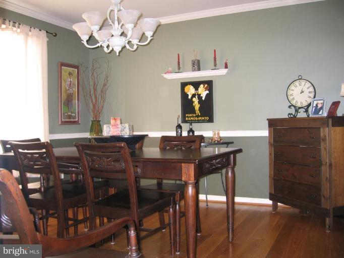 2511 Fairmount Road Hampstead, MD 21074 - Photo 8 of 30 a view of a dining room with furniture
