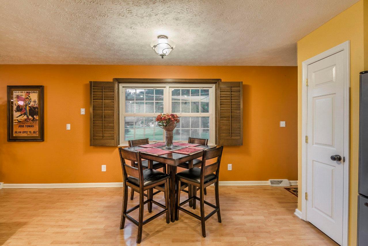 4835 Cosgray Road Hilliard, OH 43026 - Photo 12 of 49 Gallery Image 12