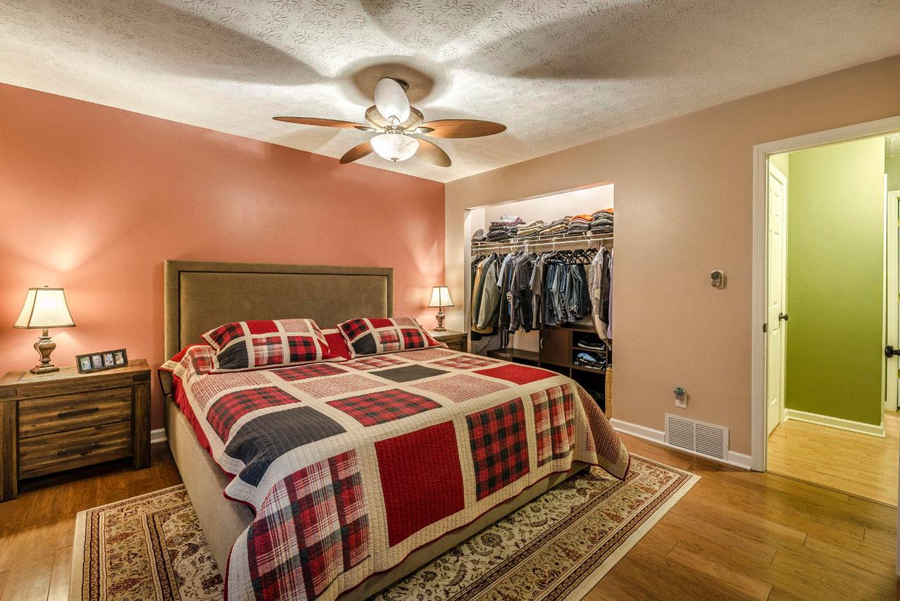 4835 Cosgray Road Hilliard, OH 43026 - Photo 17 of 49 Gallery Image 17