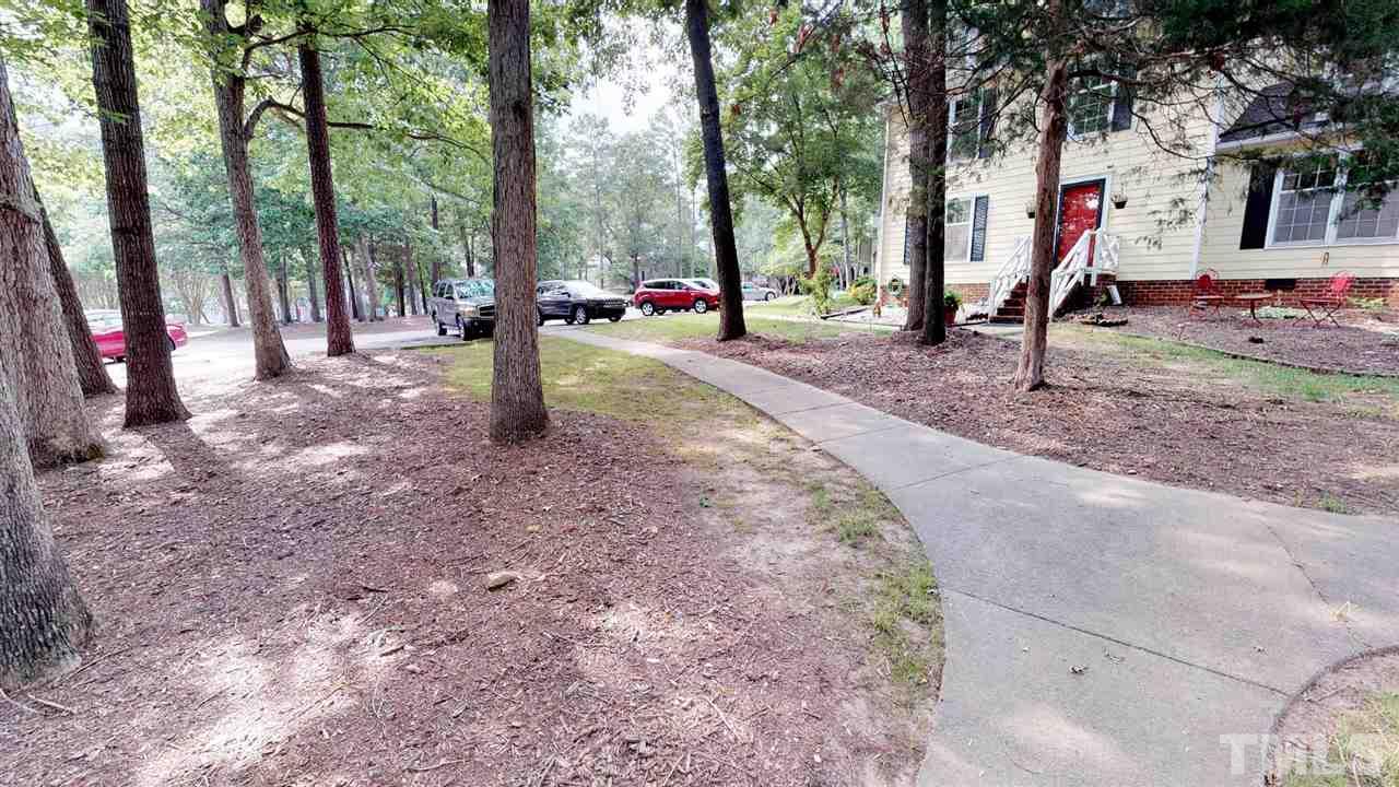 112 Wythe Circle Raleigh, NC 27615 - Photo 3 of 25 Gallery Image 3