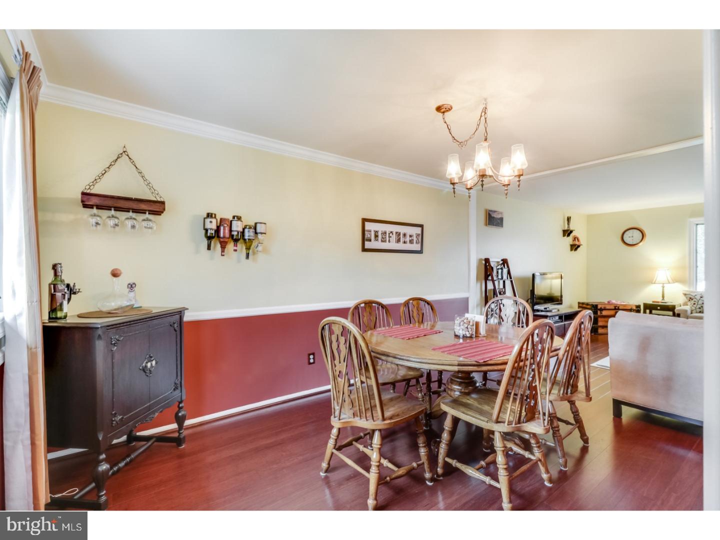 17 Spinet Road Newark, DE 19713 - Photo 6 of 25 Dining Room