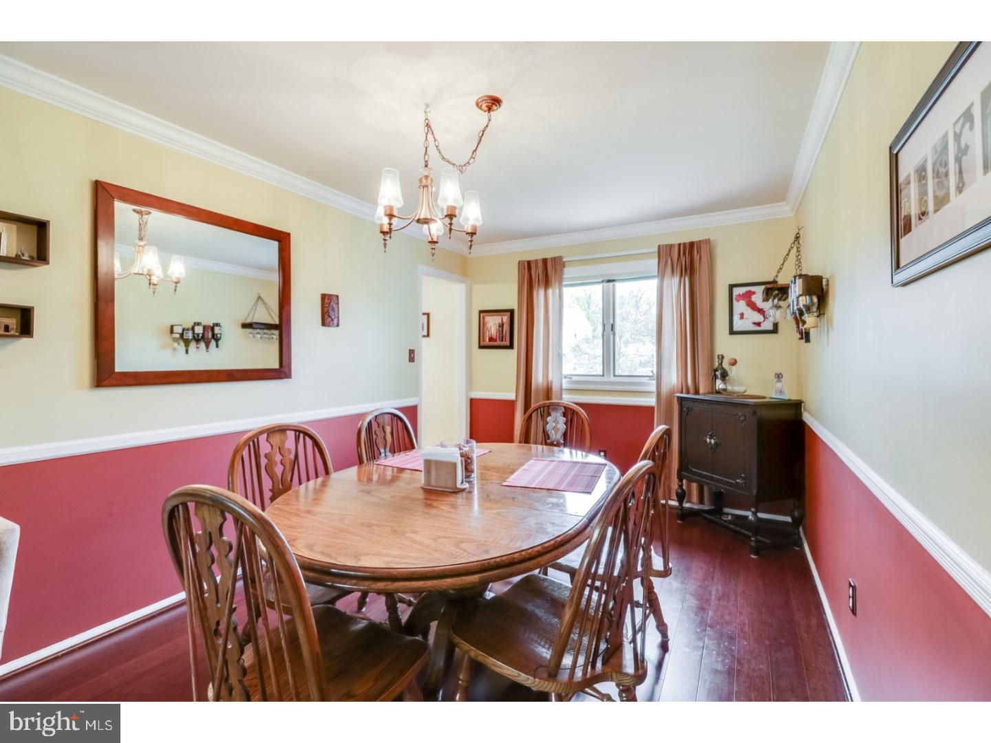 17 Spinet Road Newark, DE 19713 - Photo 7 of 25 Dining Room