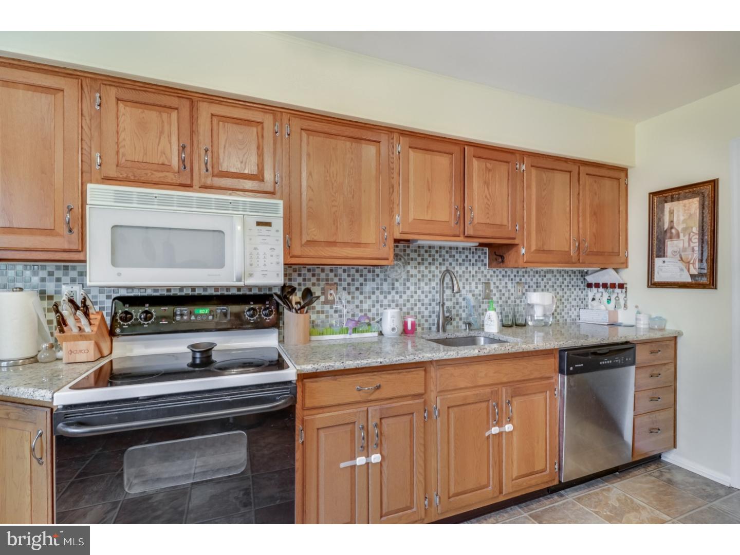 17 Spinet Road Newark, DE 19713 - Photo 9 of 25 Kitchen
