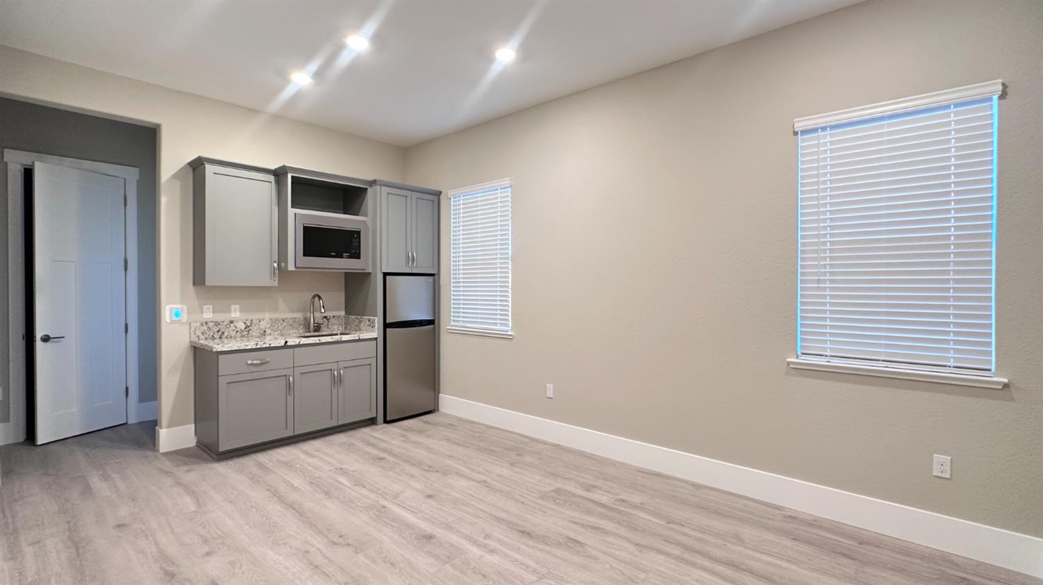 3036 Pocosol Way Rancho Cordova, CA 95742 - Photo 4 of 14 a kitchen with a sink stove and refrigerator
