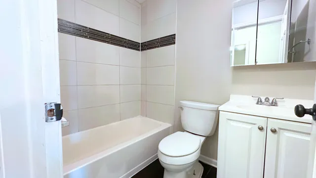 $340,000 | 1248 Berry Lane, Flossmoor, IL 60422