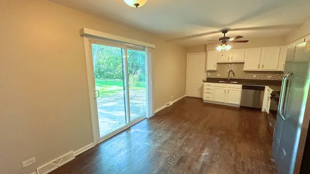 $340,000 | 1248 Berry Lane, Flossmoor, IL 60422