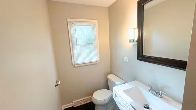 $340,000 | 1248 Berry Lane, Flossmoor, IL 60422