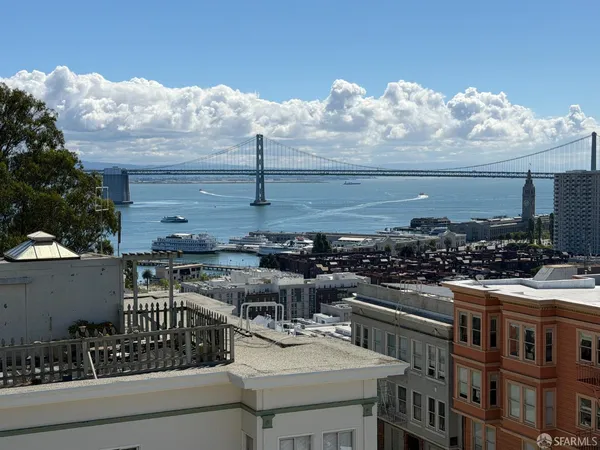 $2,750,000 | 300 Green Street, San Francisco, CA 94133