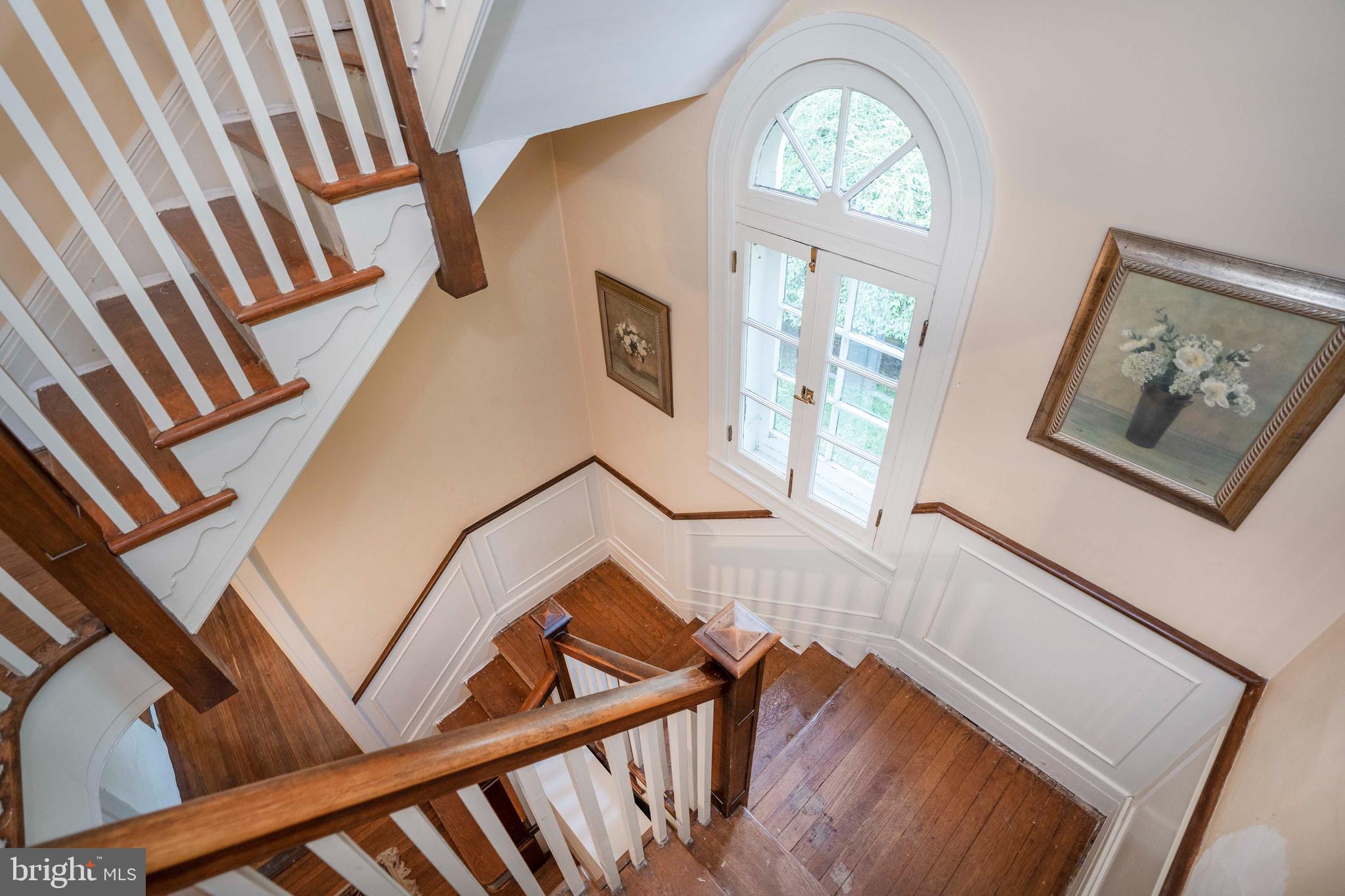 726 Nottingham Road Wilmington, DE 19805 - Photo 55 of 67 Beautiful architectural detail on the stairs