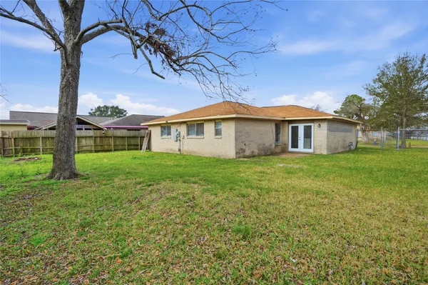 $1,825 | 12203 Cape Hyannis Drive, Houston, TX 77048