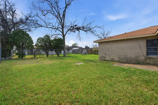 $1,825 | 12203 Cape Hyannis Drive, Houston, TX 77048