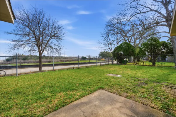 $1,825 | 12203 Cape Hyannis Drive, Houston, TX 77048