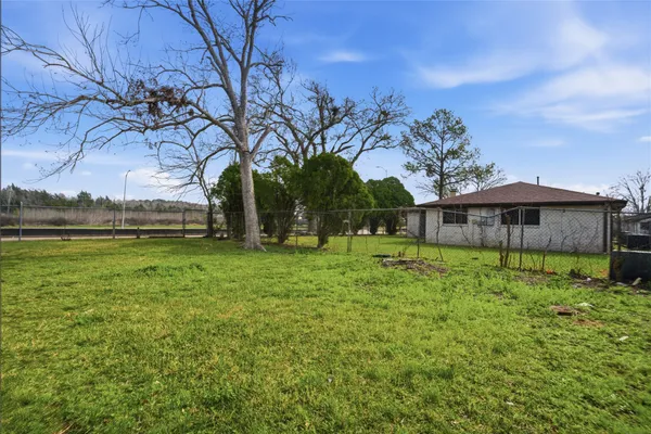 $1,825 | 12203 Cape Hyannis Drive, Houston, TX 77048