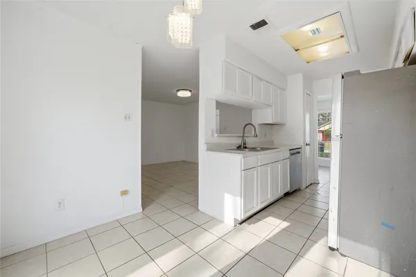 $1,825 | 12203 Cape Hyannis Drive, Houston, TX 77048