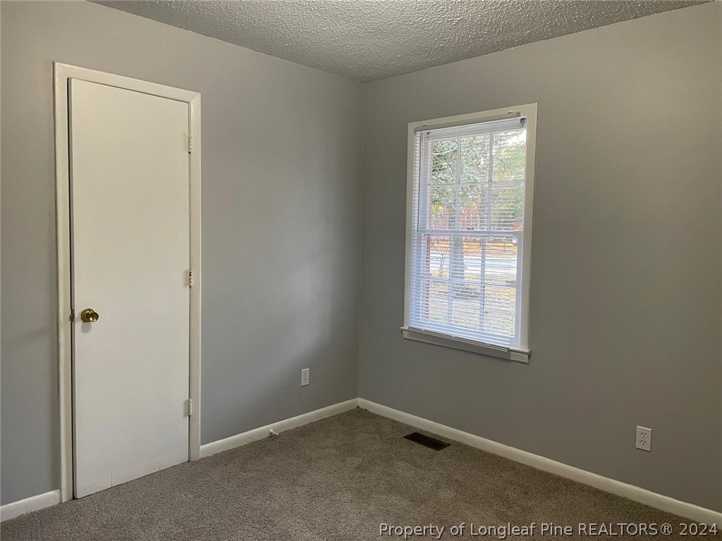 1606 Shaw Road Fayetteville, NC 28311 - Photo 21 of 25 Gallery Image 21