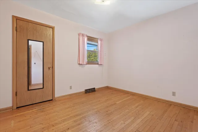 $419,900 | 6986 North Ardara Avenue, Glendale, WI 53209