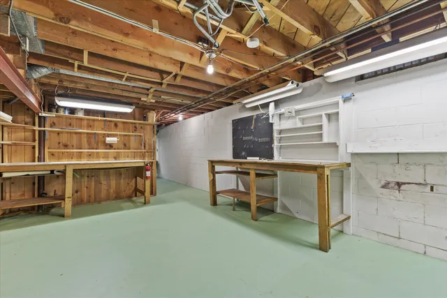 $419,900 | 6986 North Ardara Avenue, Glendale, WI 53209