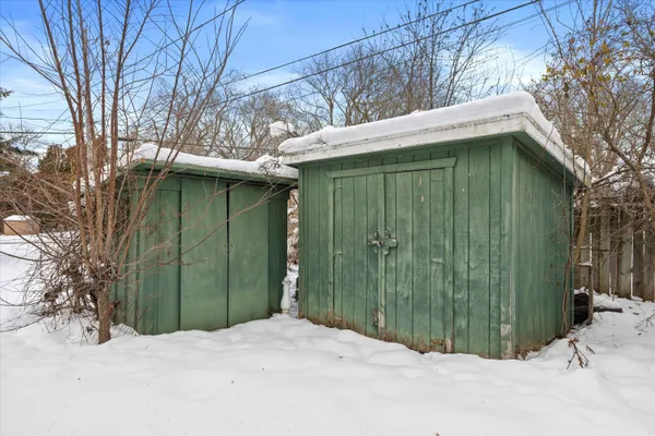 $419,900 | 6986 North Ardara Avenue, Glendale, WI 53209