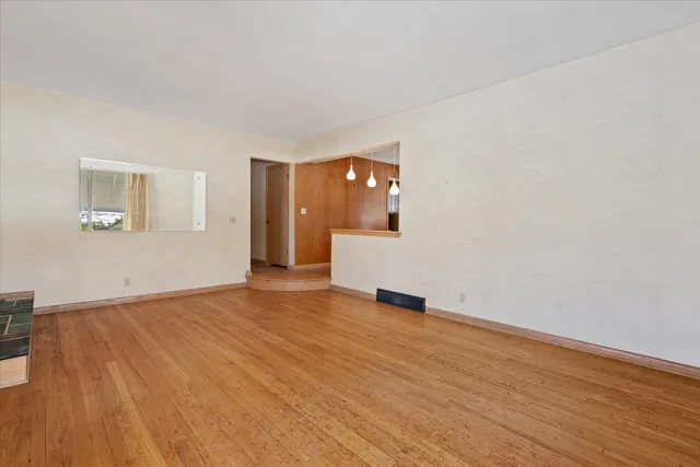 $419,900 | 6986 North Ardara Avenue, Glendale, WI 53209