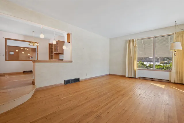 $419,900 | 6986 North Ardara Avenue, Glendale, WI 53209