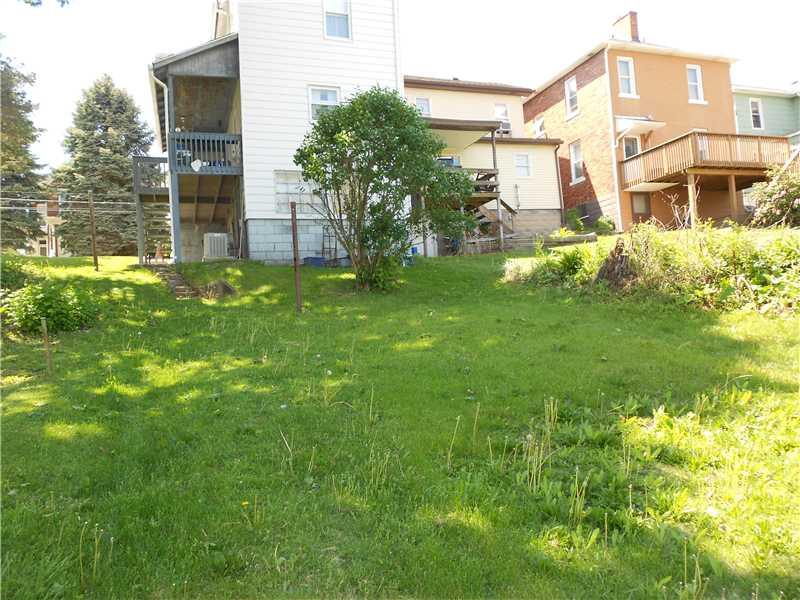 352 Ridge Avenue Canonsburg, PA 15317 - Photo 20 of 21 Exterior Back.