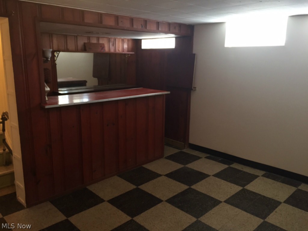 1595 Winchester Road Cleveland, OH 44124 - Photo 16 of 17 Gallery Image 16