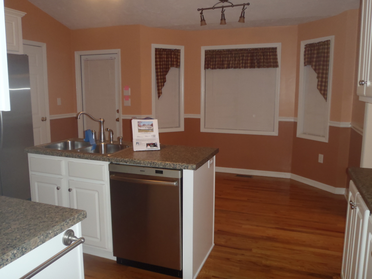 307 Aftons Meadow Road Vinton, VA 24179 - Photo 20 of 44 Large open Kitchen with Breakfast nook