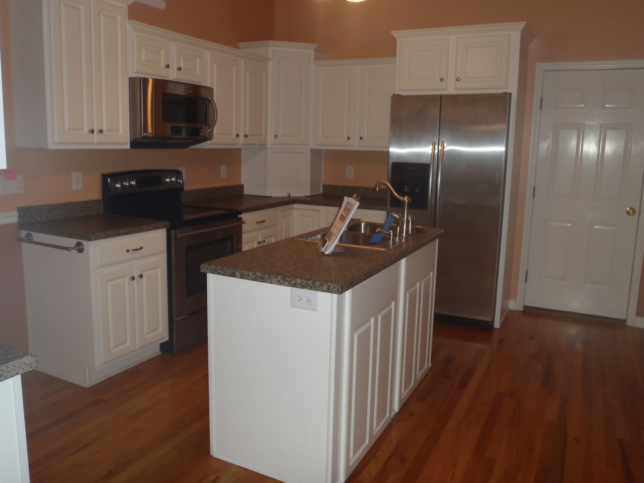307 Aftons Meadow Road Vinton, VA 24179 - Photo 22 of 44 Nice kitchen with Stainless Steel appl