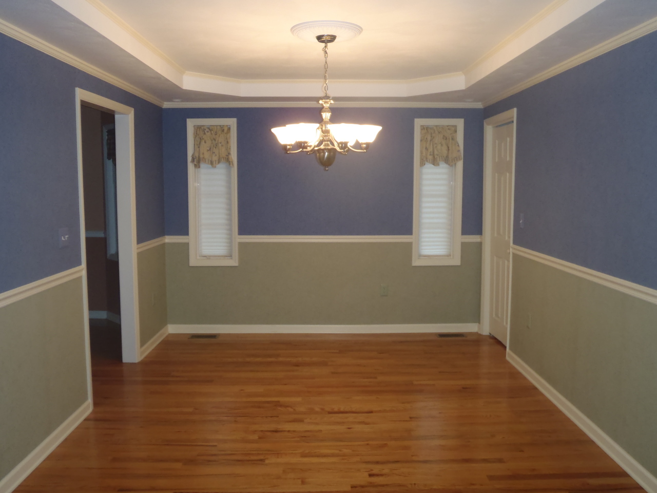 307 Aftons Meadow Road Vinton, VA 24179 - Photo 26 of 44 Large open Dining Room with tray ceiling