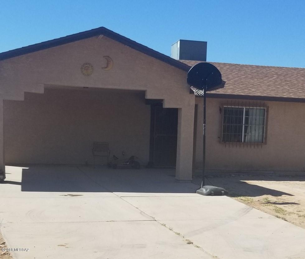 991 Paseo Guebabi Rio Rico, AZ 85648 - Photo 2 of 12
