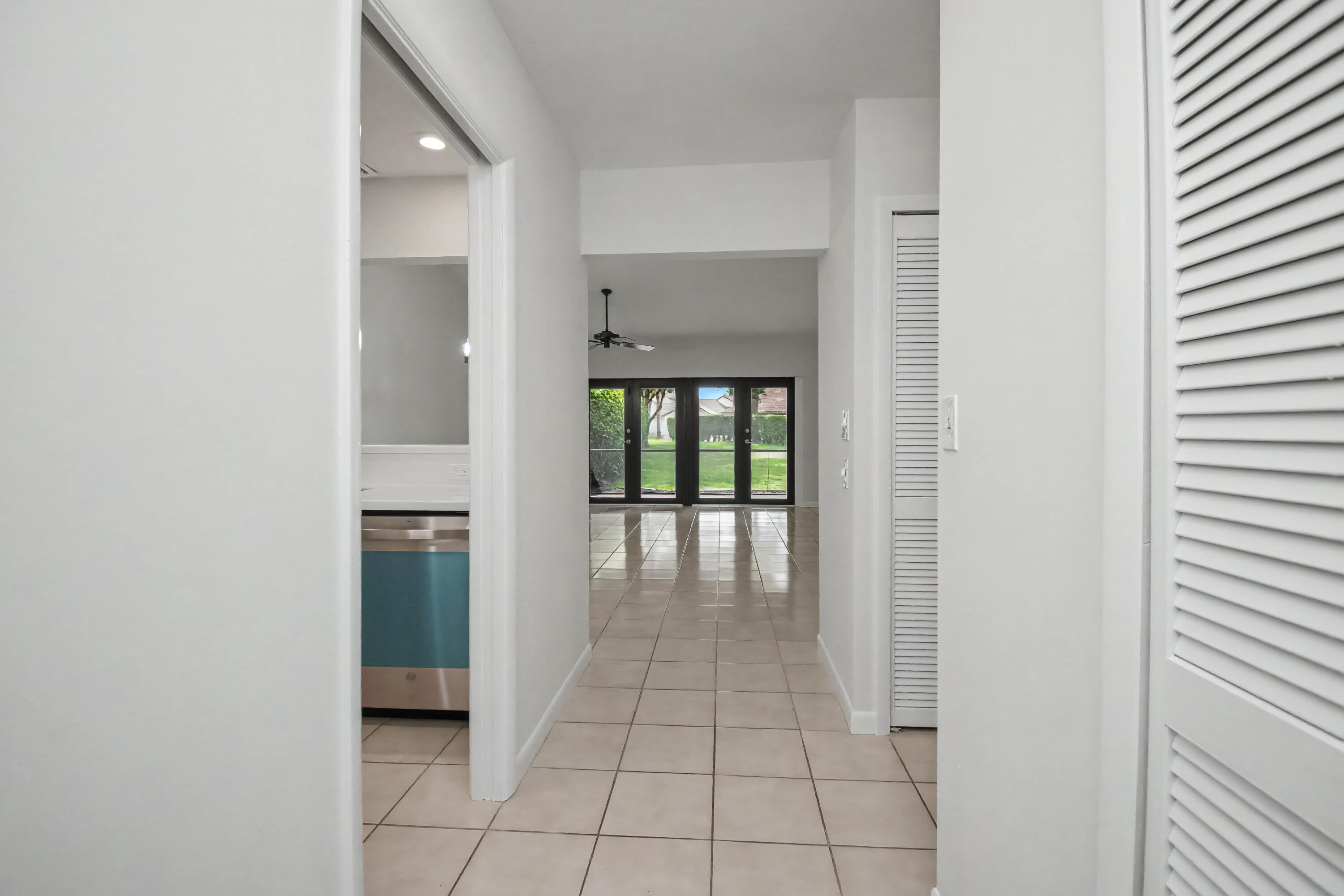 21642 Guadalajara Avenue Boca Raton, FL 33433 - Photo 12 of 30 0F4DB608-8EEB-451D-A083-B0067B129ADD