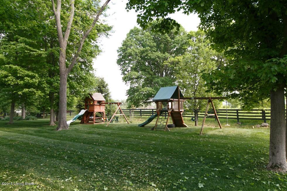 5401 Farm Ridge Lane Prospect, KY 40059 - Photo 66 of 75 82