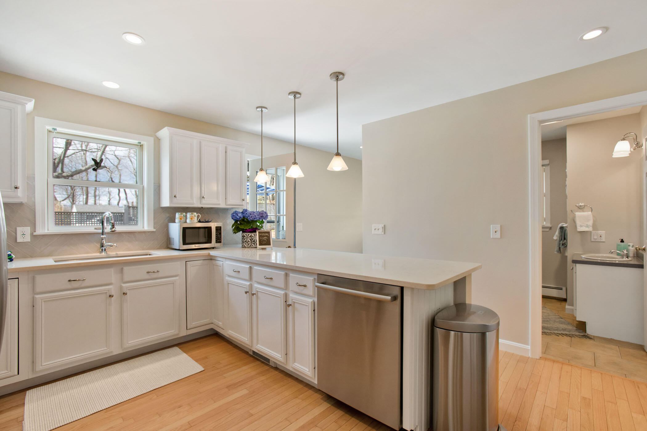 39 Drakes Island Road Wells, ME 04090 - Photo 11 of 44 Kitchen