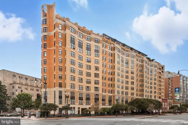 $849,000 | 400 Massachusetts Avenue Northwest, Unit 719, Washington, DC 20001