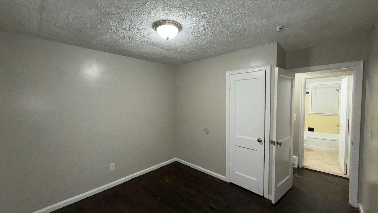 7701 Vaughan Street Detroit, MI 48228 - Photo 9 of 13 t_vnhXHzp41BrGqS2YEF3Jxy2GEWYhyblKnnf97U