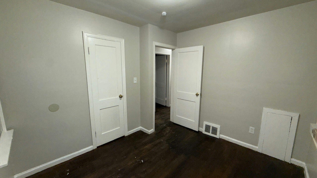 7701 Vaughan Street Detroit, MI 48228 - Photo 10 of 13 tGBi-gUqCl6Y6mS5e8T1t23XFCecXo-VaEU8u0t_