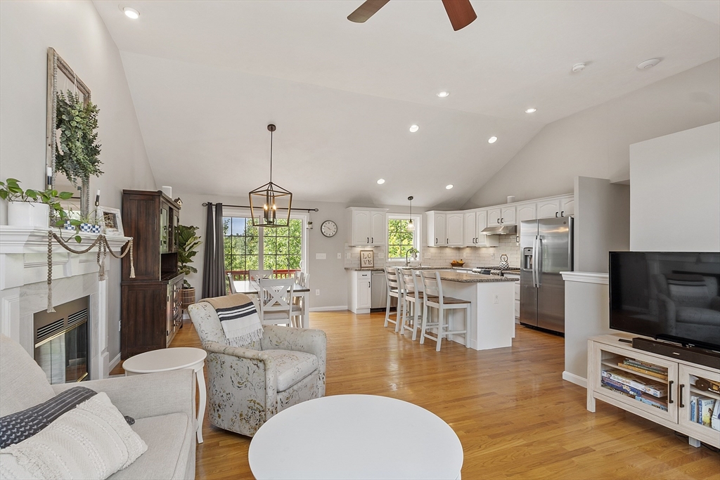 5 Holly Terrace Worcester, MA 01607 - Photo 13 of 42 Gallery Image 13
