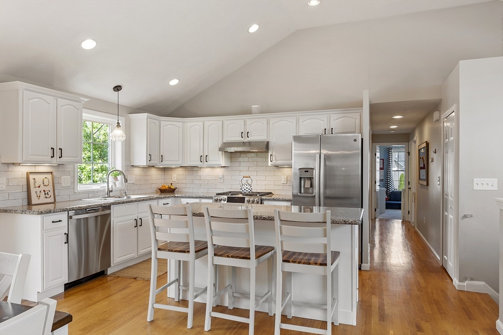 5 Holly Terrace Worcester, MA 01607 - Photo 17 of 42 Gallery Image 17