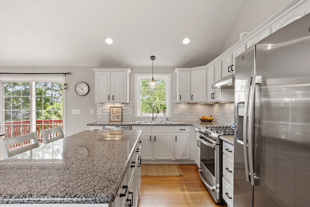 5 Holly Terrace Worcester, MA 01607 - Photo 18 of 42 Gallery Image 18