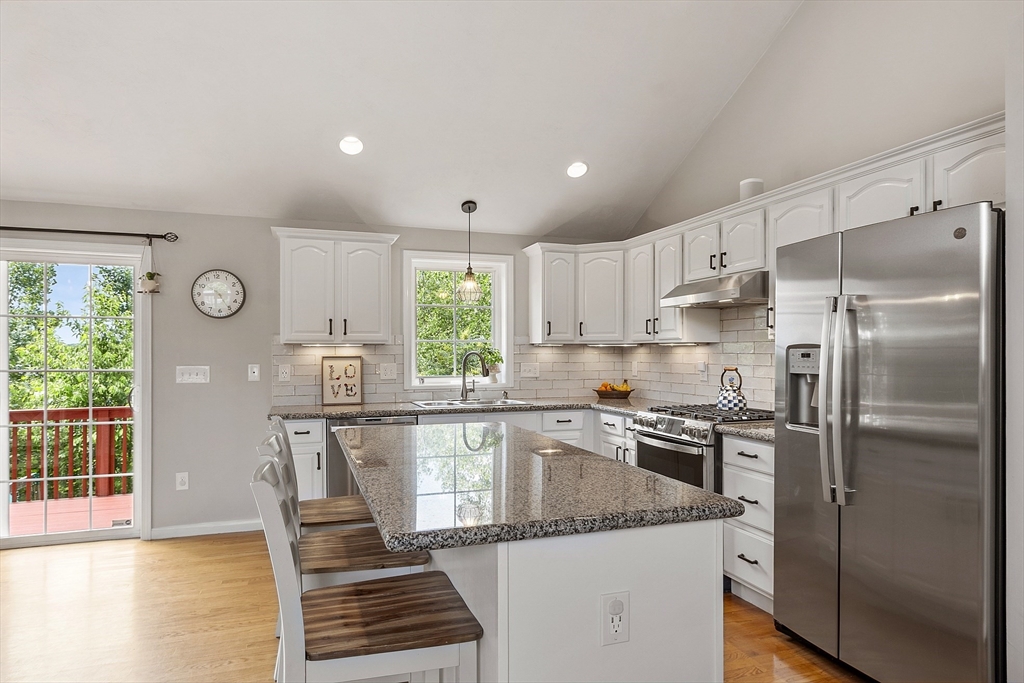 5 Holly Terrace Worcester, MA 01607 - Photo 19 of 42 Gallery Image 19