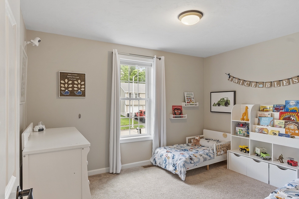 5 Holly Terrace Worcester, MA 01607 - Photo 24 of 42 Gallery Image 24