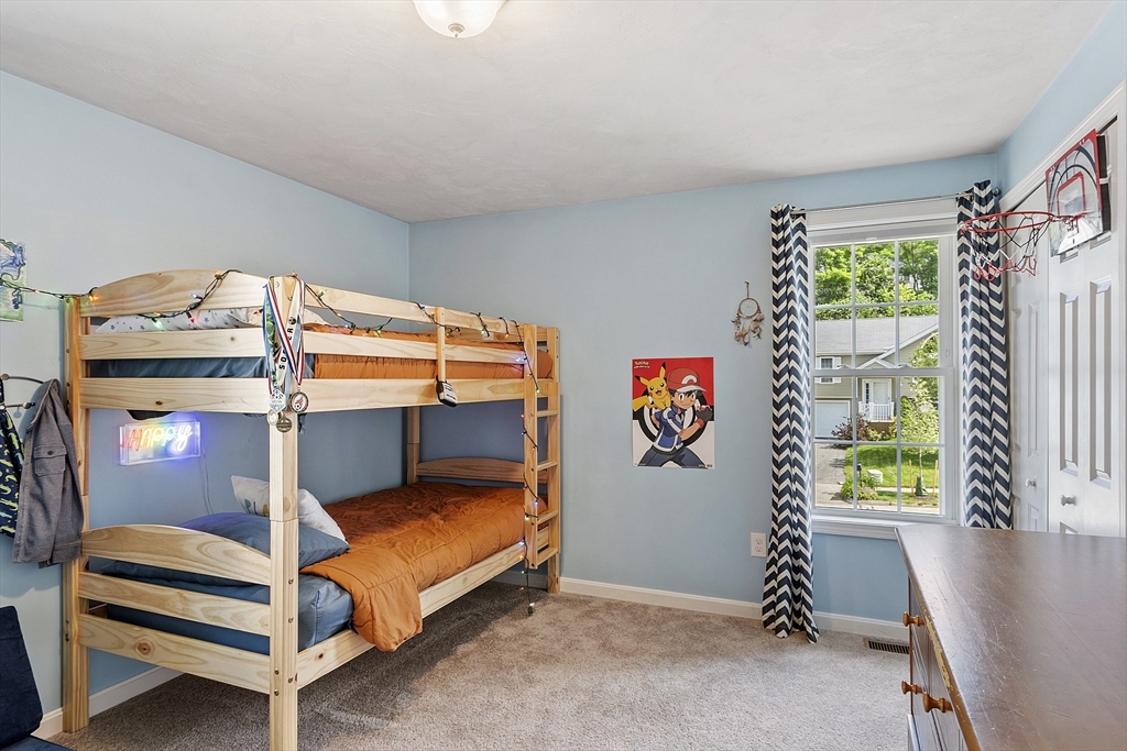 5 Holly Terrace Worcester, MA 01607 - Photo 28 of 42 Gallery Image 28