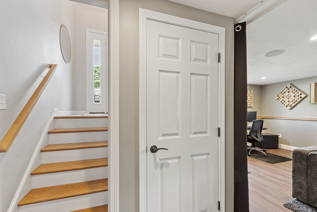 5 Holly Terrace Worcester, MA 01607 - Photo 35 of 42 Gallery Image 35