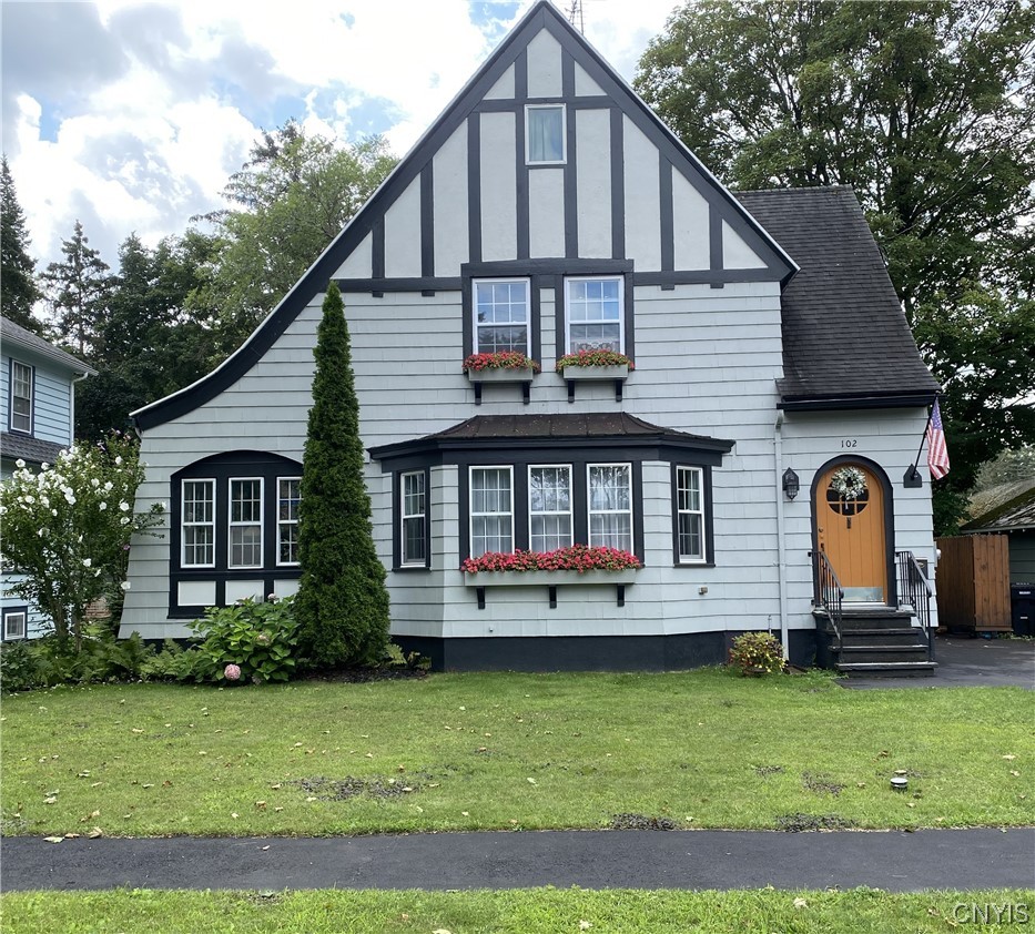 102 East Cheltenham Road Syracuse, NY 13205 - Photo 1 of 1 Gallery Image 1