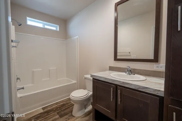 $190,000 | 2802 South 5th Avenue, Unit 21, Union Gap, WA 98903