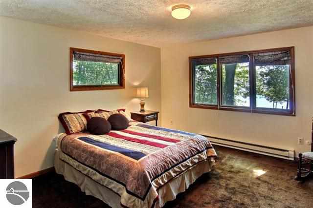 4330 North Omena Point Road Omena, MI 49674 - Photo 10 of 20 1733302-9.JPG
