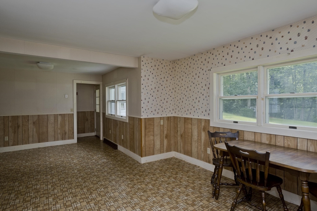723 Ryan Road Northampton, MA 01062 - Photo 15 of 41